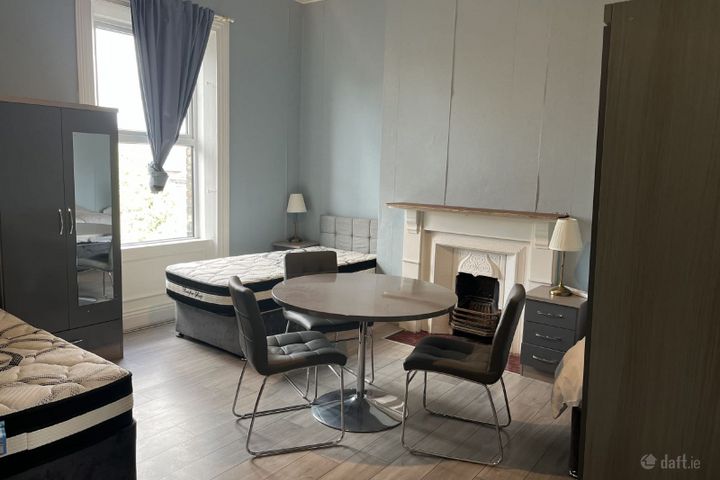 Renovated Shared house, Stoneybatter, D7, North Circular Road, Dublin 7