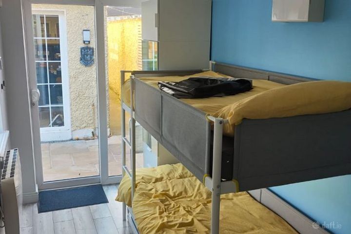 North Rd, Finglas, Dublin 11