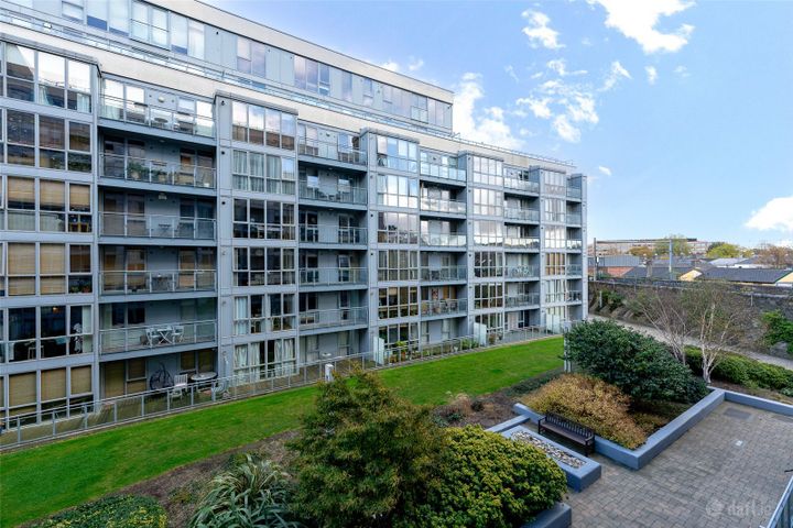 25 The Hibernian, The Gasworks, Barrow St, Dublin 4, Dublin