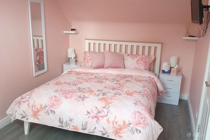 Digs- 12 mins from UL/ Limk City, All bills included , Murroe, Co. Limerick
