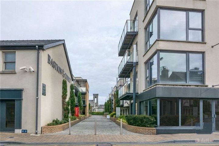 14 The Parade, Bastion Court, Connaught Street, Athlone, Co. Westmeath