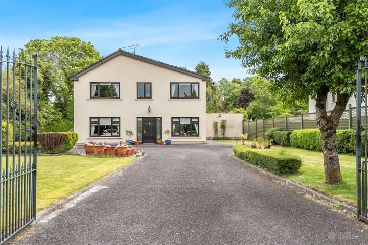 8 Balreask Gardens, off The Trim Road, Navan, Co. Meath, C15E7N8