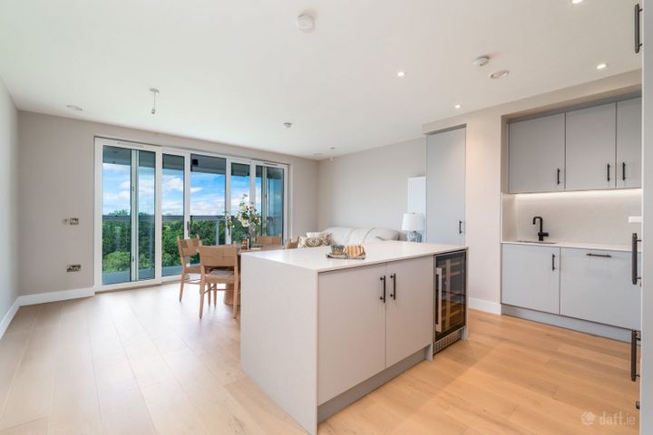 8th Floor Apartment, The Gardens, Merrion, Dublin 4