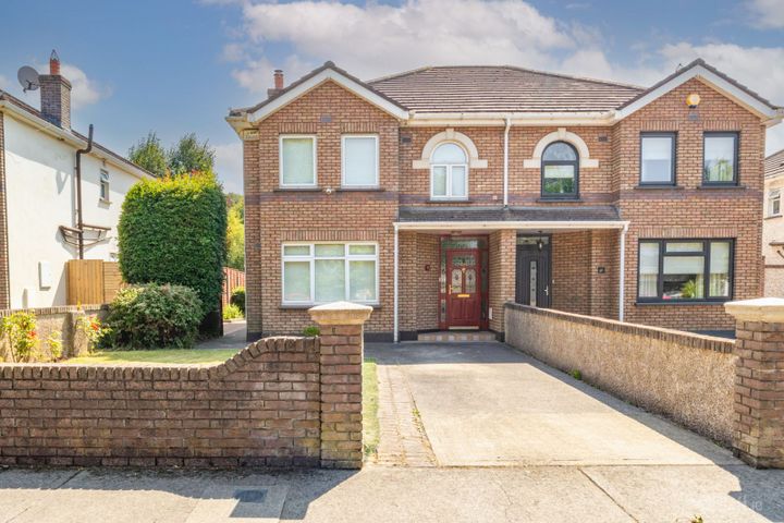 9 Charnwood Park, Clonsilla, Dublin 15, D15E0Y3