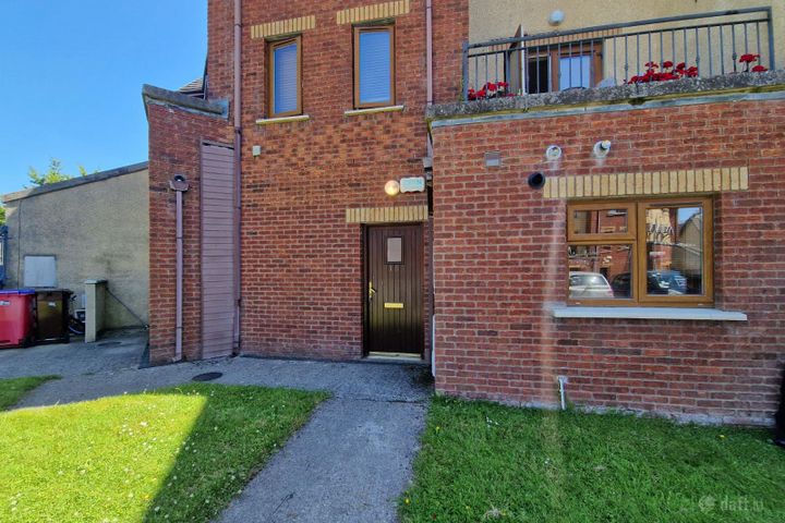 18 Oakbrook, Castlelake, Carrigtwohill, Co. Cork