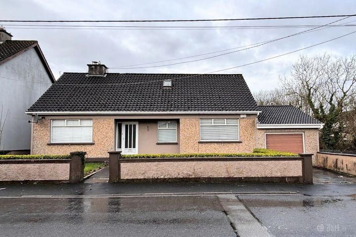 14 Kevin Barry Avenue, Ennis, Ennis, Co. Clare, V95WC9H