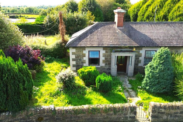 Ardagh Village, Co. Longford, Crossea, Co. Longford, N39X012