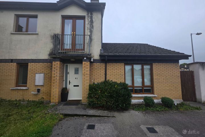 41 Ard Eri­n, Mountrath, Co. Laois