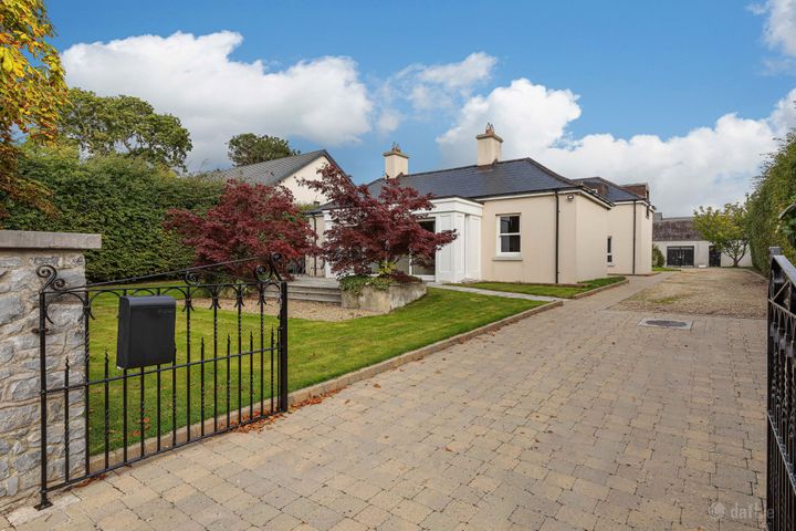 Chestnut House, Rolestown East, Swords, Co Dublin, K67 C8Y8