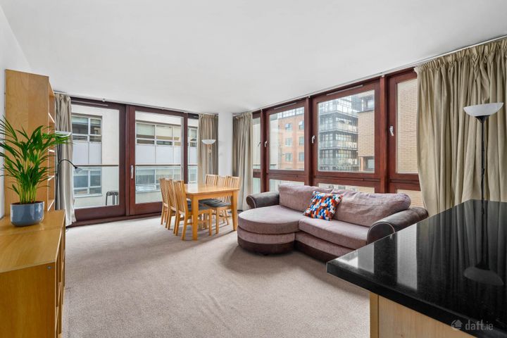 Flat 3 Block 5, Clarion Quay Apartments, Dublin  1, Co. Dublin, D01H006