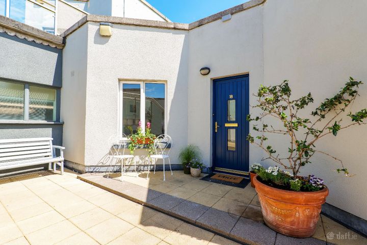 Apartment 18, Fairgreen House, Fairgreen Road, Galway City Centre, Co. Galway, H91K6K2