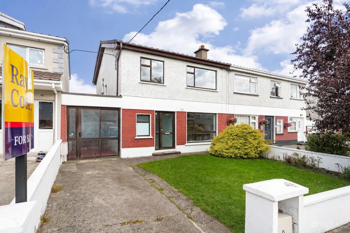 153 Moorefield Park, Newbridge, Co. Kildare