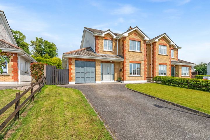 14 Oakwood Crescent, Ballyhaise, Co Cavan, H12P088