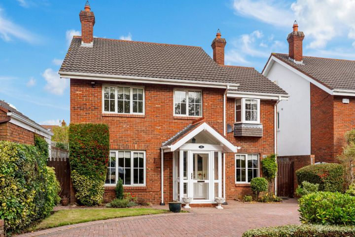 30 Cairn Hill, Westminster Road, Foxrock, Dublin 18, D18 R8X4