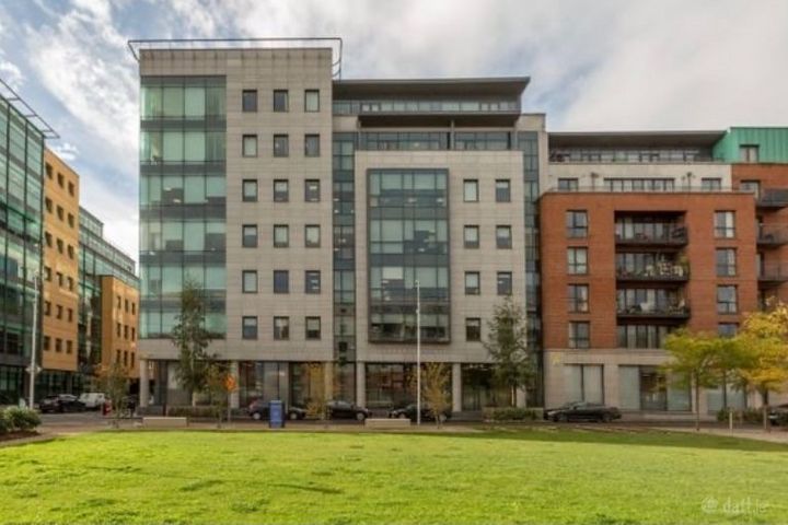 Gloucester Square, Railway Street, Dublin City Centre, Dublin 1