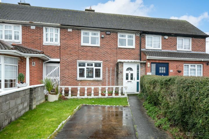 64 Ferrycarrig Road, Coolock, Dublin 17, D17RD40