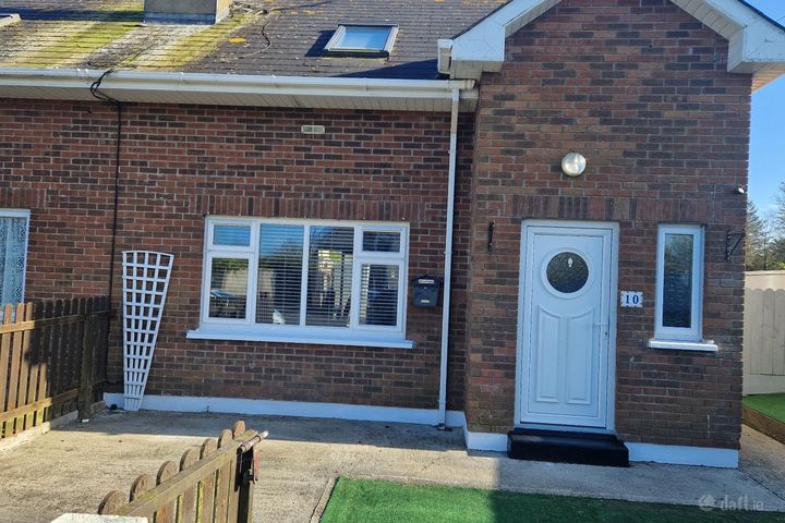 10 Ivy Close, New Line, Charleville, Kilmallock, Co. Limerick