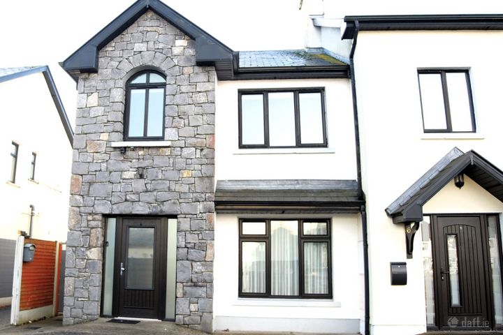 7 T Na Ri, Loughrea, Co. Galway, H62Y234