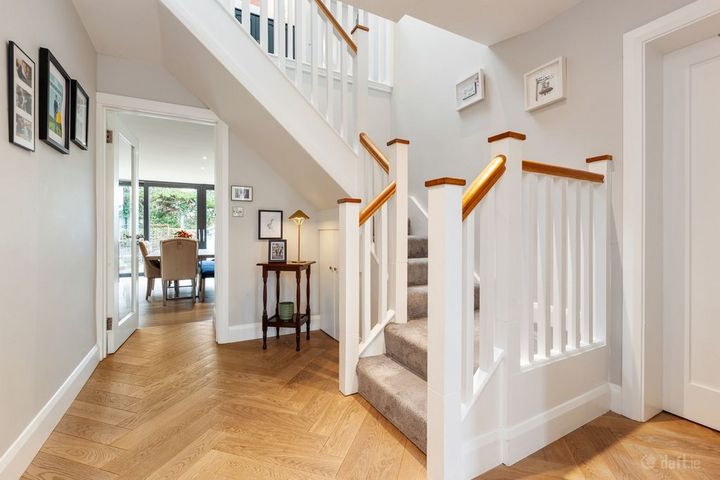 14 Sutton Downs, Sutton, Dublin 13, D13A0P9 - Photo 2