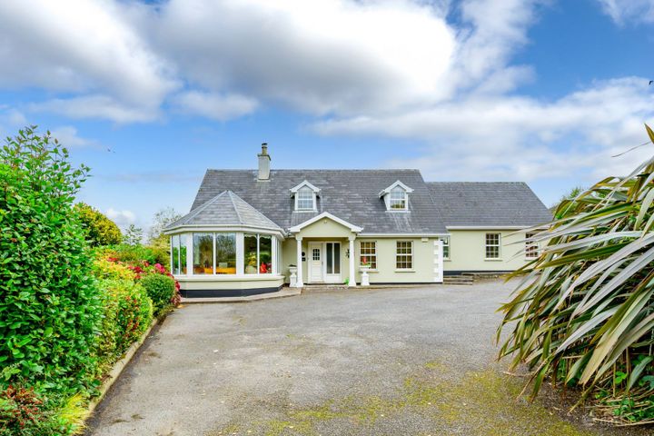 Millwater House, Ballinacurra, Kinsale, Co. Cork, P17TW24