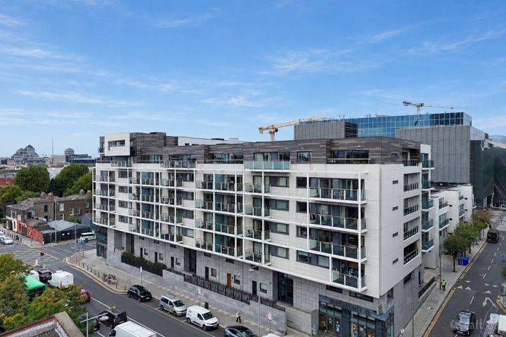 15 Gallery Quay, Block 12, Grand Canal Dock, Dublin 2, D02X004