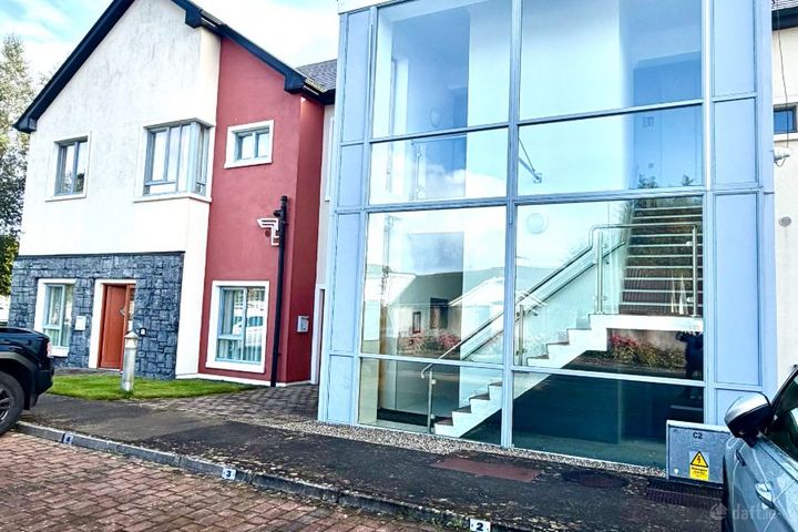 Apartment 8, The Elms, Spencer Manor, Castlebar, Co. Mayo, F23WN52