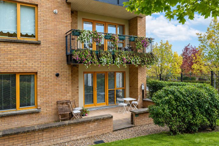 1 Littlewood, Stepaside, Dublin 18, D18XW80
