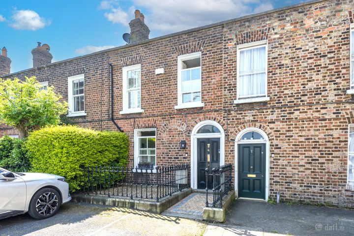 13 Albert Place East, Lower Grand Canal Street, Dublin 2, Dublin 2, Dublin