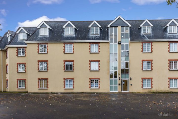 Citywest golfing Apartments, Saggart, Co. Dublin