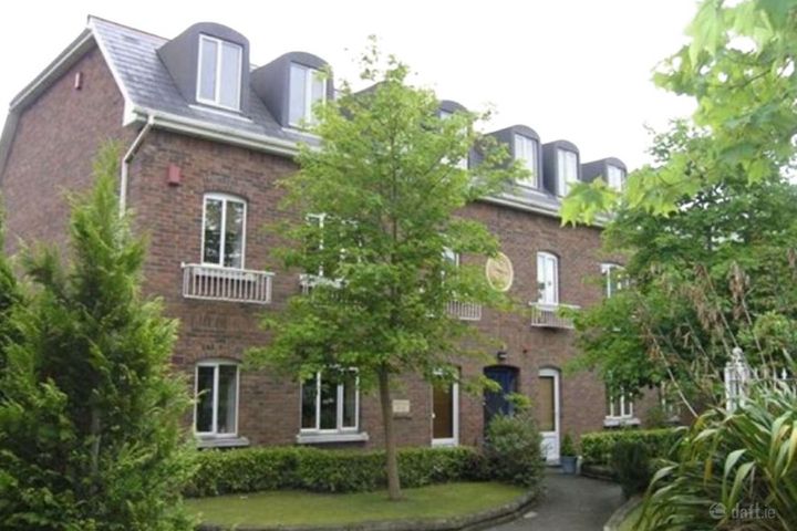 Glenarm square, Dargle road, Drumcondra, Dublin 3