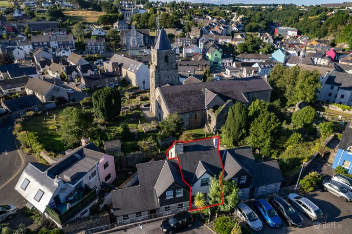 18 Saint Multose Walk, Rose Abbey, Kinsale, Co. Cork, P17DK35