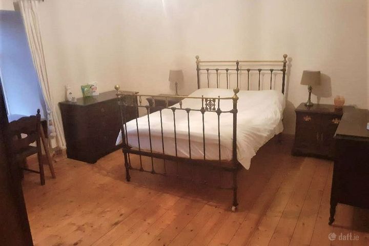 College Road, Carrignavar, Co. Cork