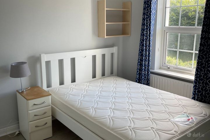 8 Melbourne Court, Model Farm Road, Cork, Model Farm Road, Co. Cork