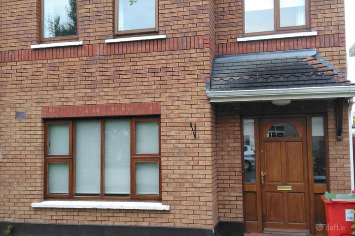 429 The Crescent, Collinswood Dublin 9, Beaumont, Dublin 9