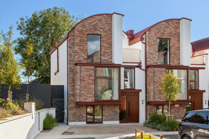 9 Avoca Grove, Blackrock, Co. Dublin, Dublin