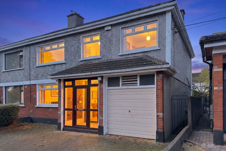 27 Broadway Park, Dublin 15, Blanchardstown, Dublin 15, D15W08N
