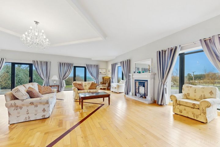 Aghaloughan, Virginia, Co. Cavan, A82Y0E2