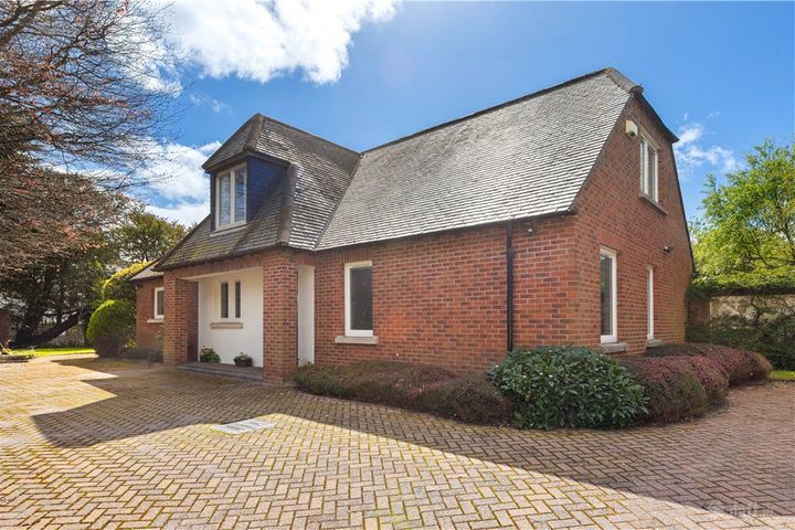 Dawson Lodge, Cross Ave, Blackrock, Co. Dublin, A94Y3E9