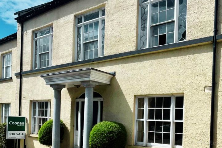 1 Coach House Yard, Johnstown, Co. Kildare, W91H738
