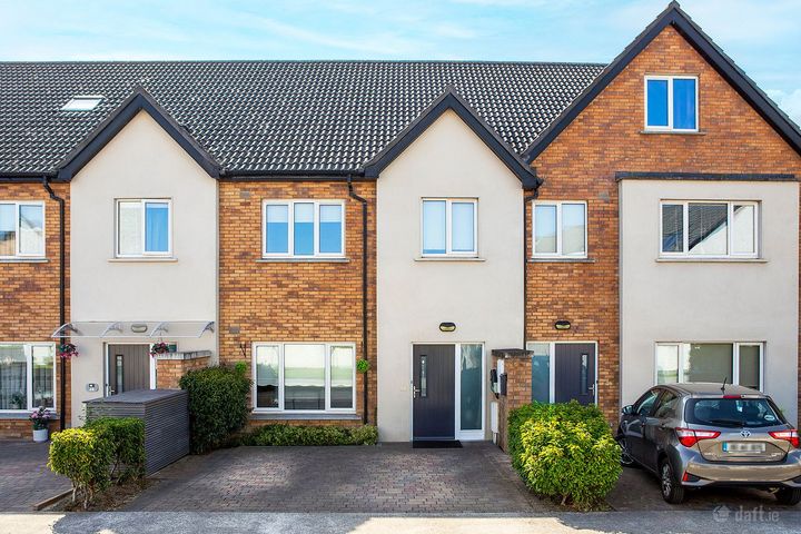 24 Dunville Way, Athlumney, Johnstown, Co. Meath, C15HW0V