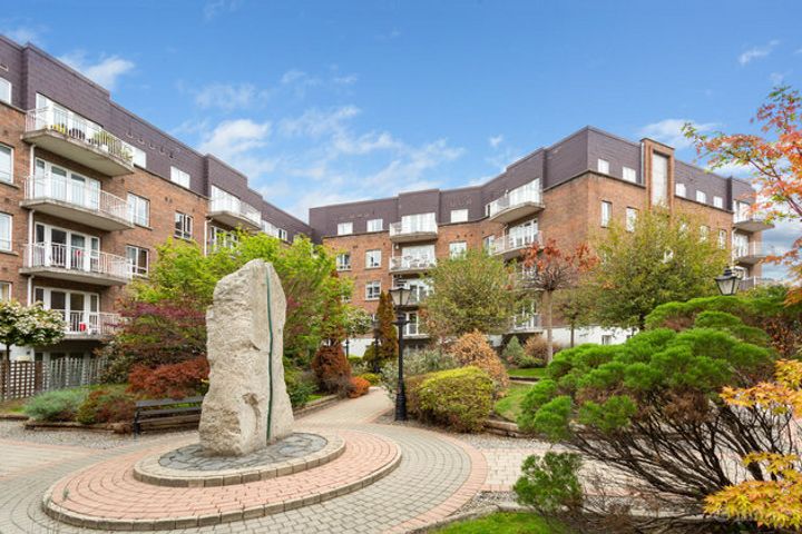 Harcourt Green, Dublin 2