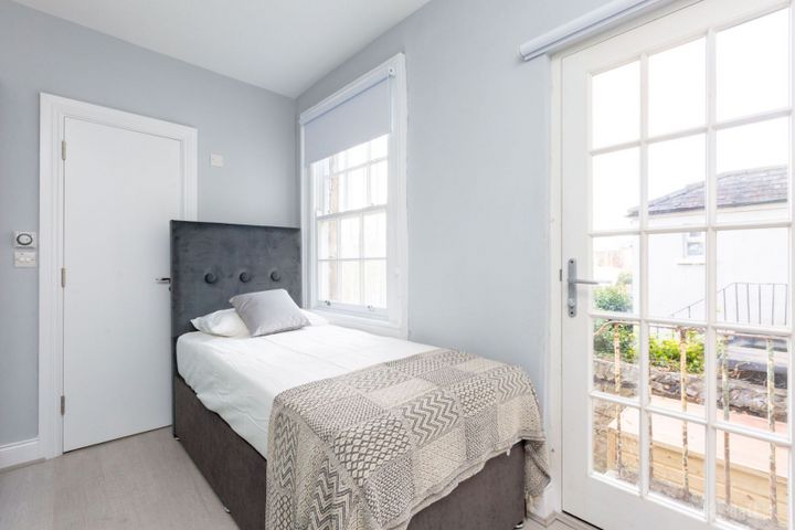 Flat 5, 14 Leinster Road, Rathmines, Dublin 6