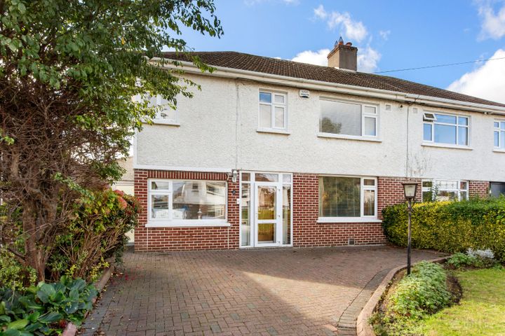 25 Fernhill Park, Manor Estate, Terenure, Dublin 12, D12 XD34