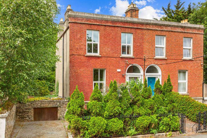 9 Sydenham Road, Dundrum, Dublin 14, D14YC66