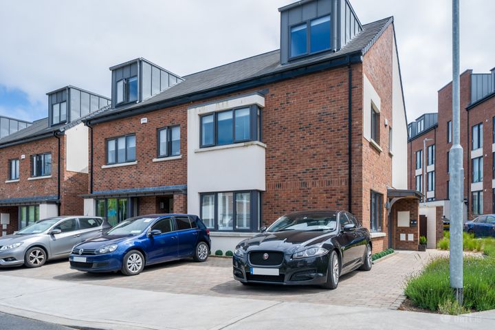 1 The Drive, Station Manor, Station Rd. Portmarnock, Dublin