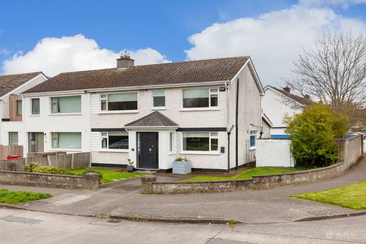 18 Albert College Drive (Plus Site Potential), Glasnevin, Dublin 9, D09YP29