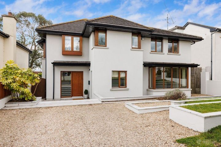 Bertra House, Woodbine Avenue, Mountain Bay, Ferrybank, Co. Wicklow