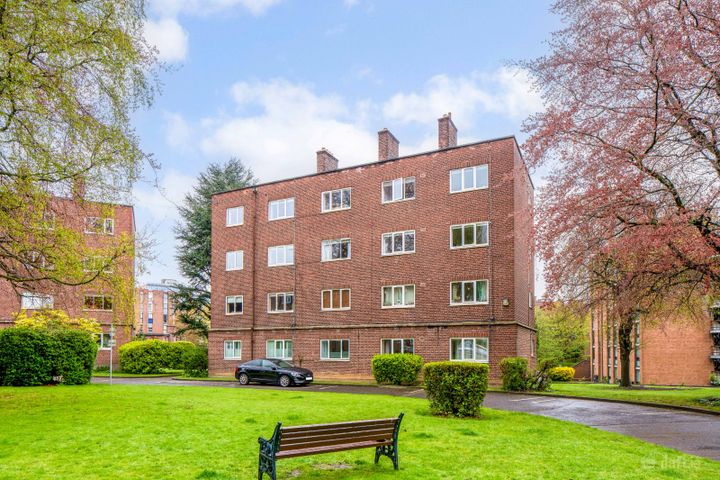 113 Cedar House, Mespil Estate, Ballsbridge, Dublin 4, D04FH01