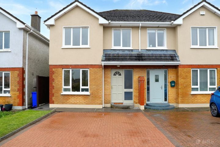 13 Danesfort Dive, Loughrea, Co. Galway, H62XR71