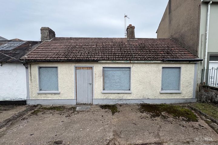 The Bungalow, Upper Strand, Youghal, Co. Cork, P36EY82
